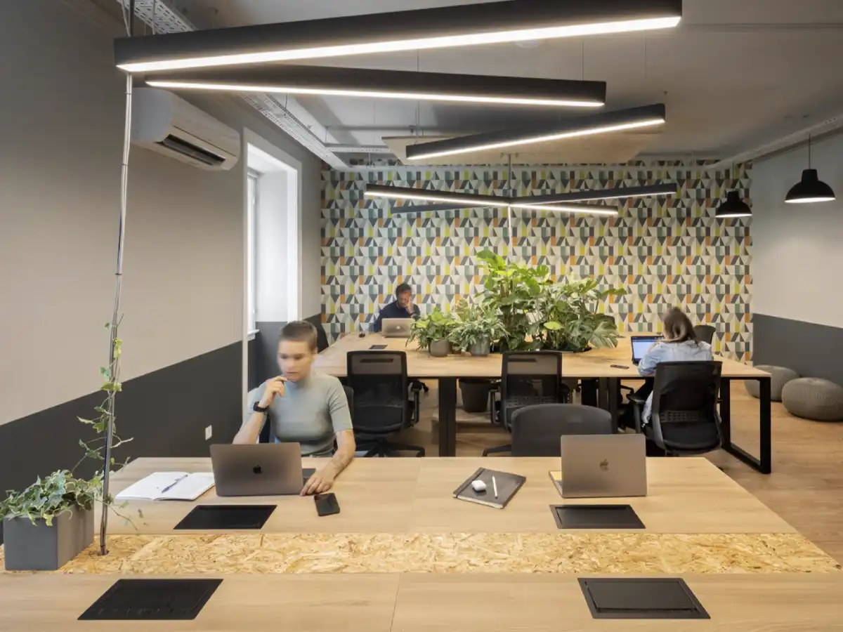 Escritório privativo na unidade Lisboa